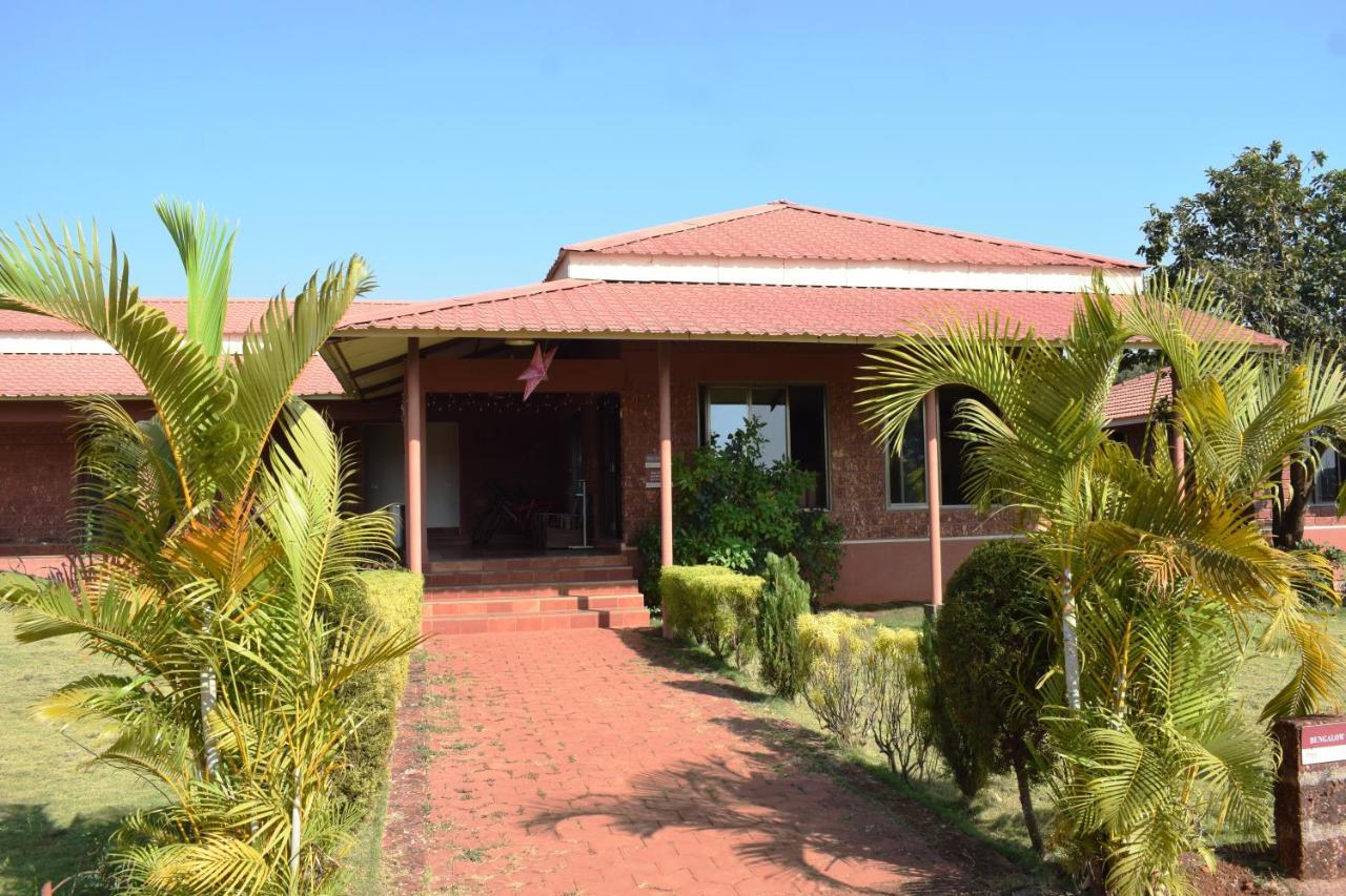Regenta Resort Mango Village Guhagar Kudān Zewnętrze zdjęcie