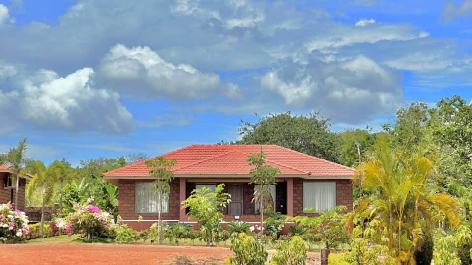 Regenta Resort Mango Village Guhagar Kudān Zewnętrze zdjęcie